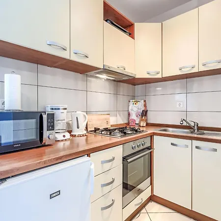 Jenny-1 By Interhome * Porec