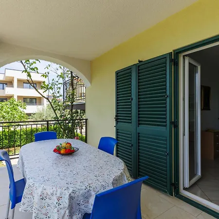 Jenny-1 By Interhome Porec