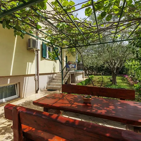 Jenny-1 By Interhome Porec