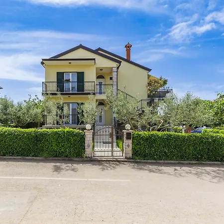 Jenny-1 By Interhome Appartement